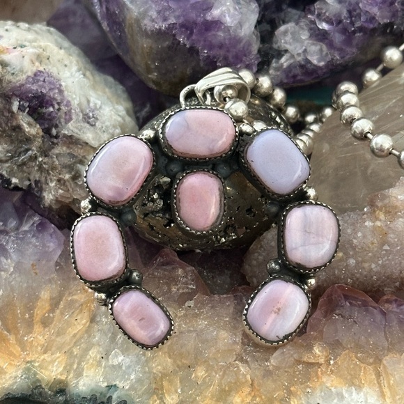 Pink opal naja southwestern sterling silver statement pendant - Picture 2 of 7